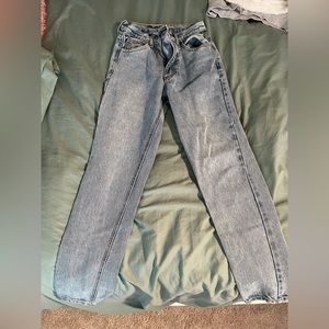 Brandy Melville Straight Jeans